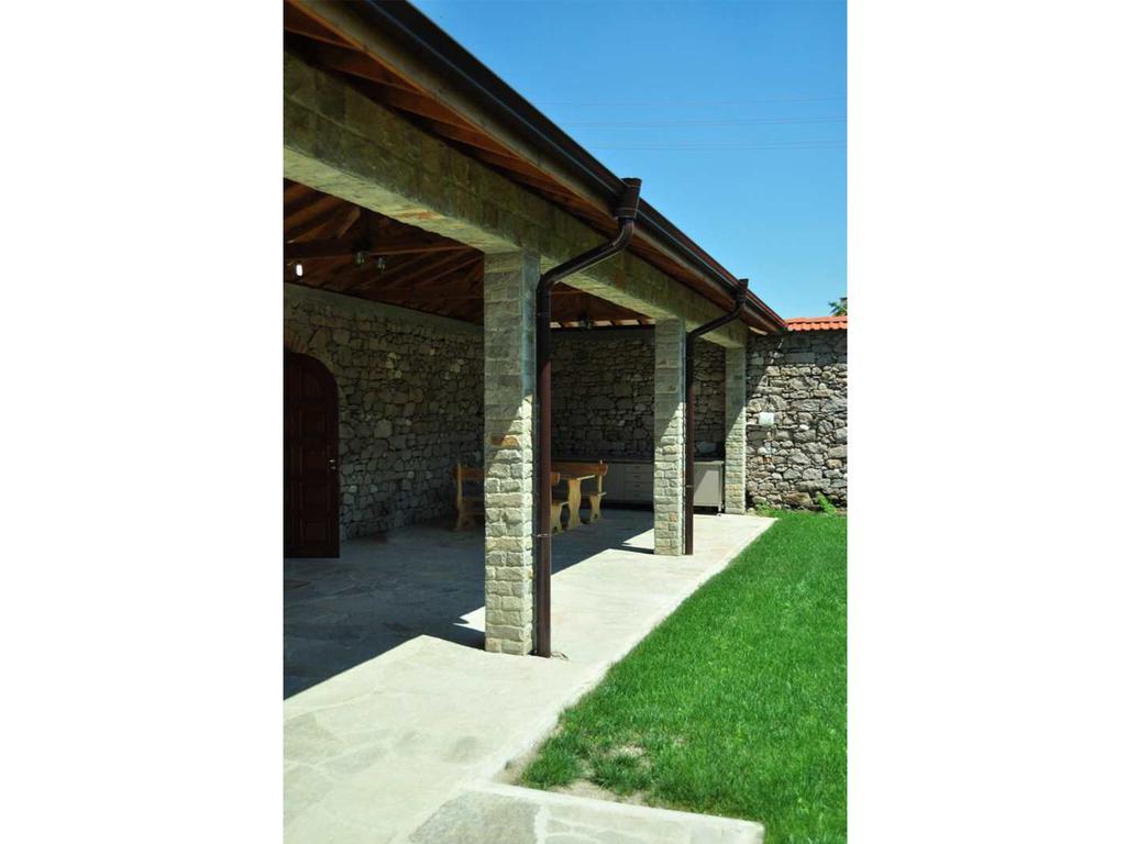 Yustina Villas Guest House Zewnętrze zdjęcie